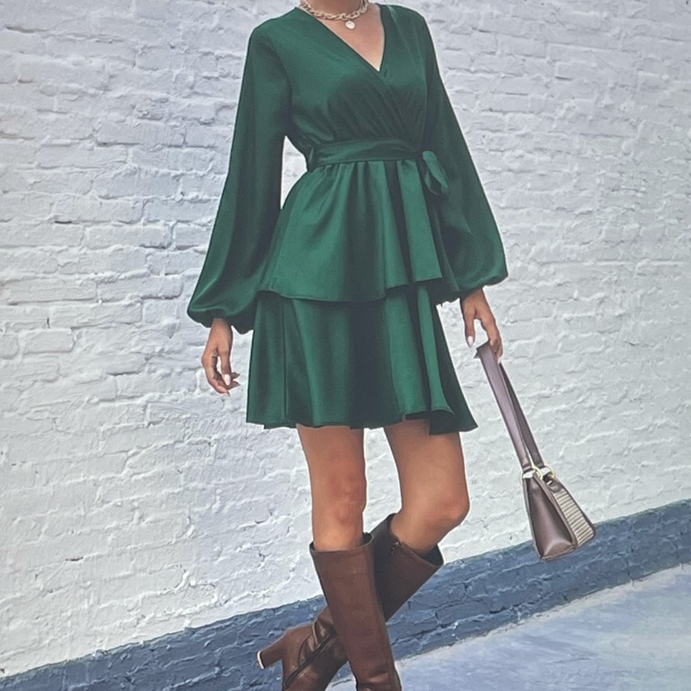 V neck belted layered green dress.